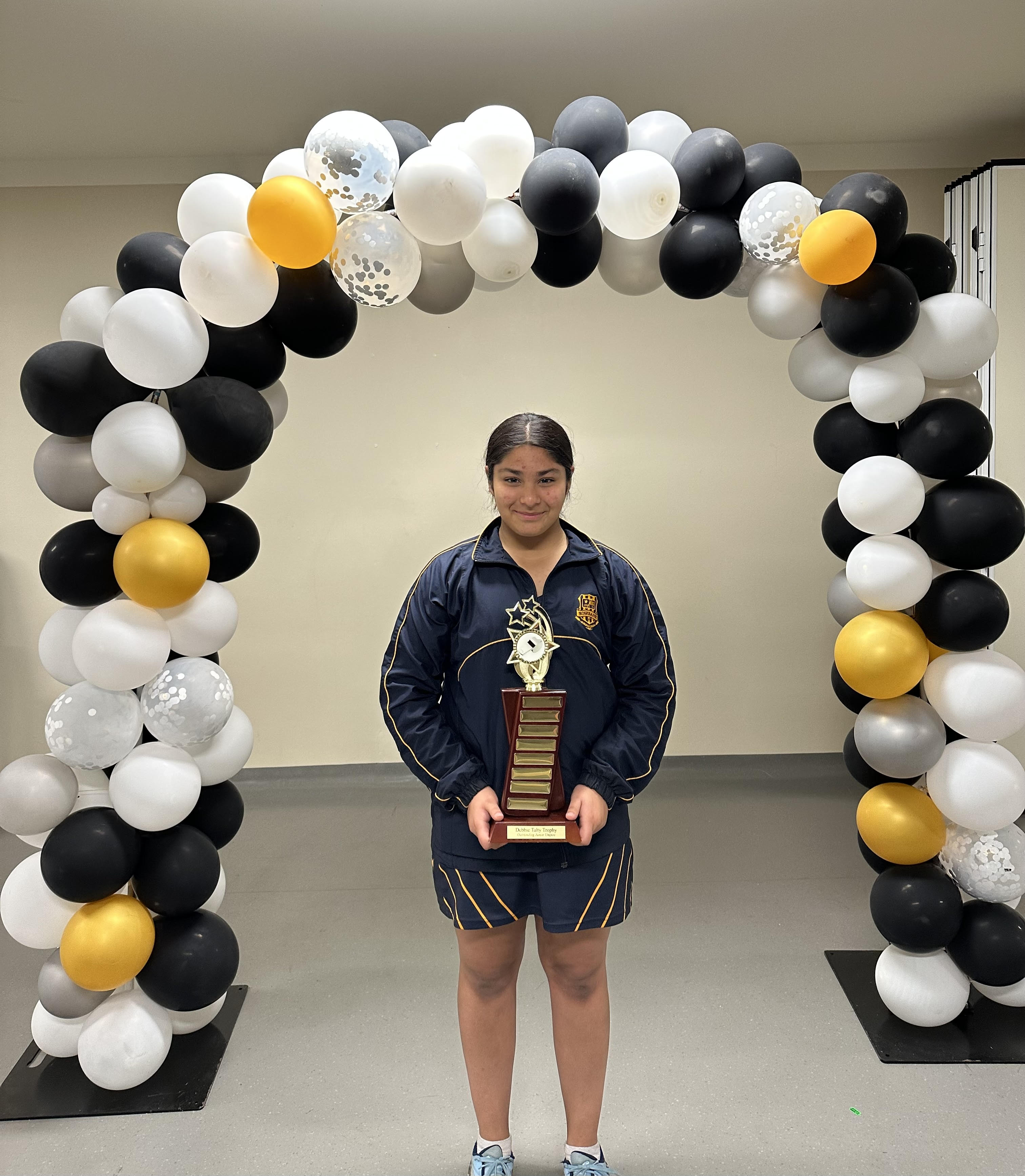Mahira Sharma Debbie Talty Junior Umpire Award.jpg